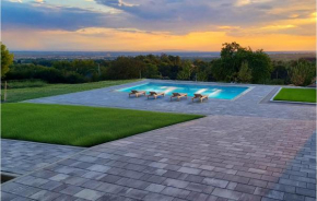 Modern Home With Pool And View